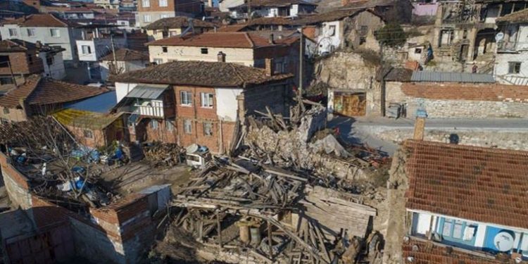 2 bin yıl önceki Manisa depremi ’12 antik kenti’ yok etti