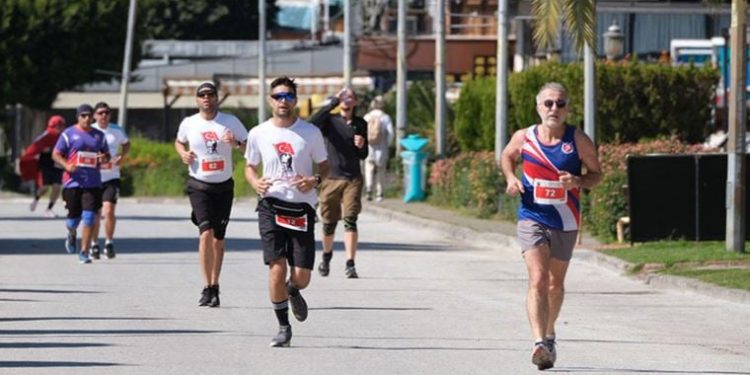 Alanya’da Atatürk Halk Koşusu ve Yarı Maratonu koşuldu