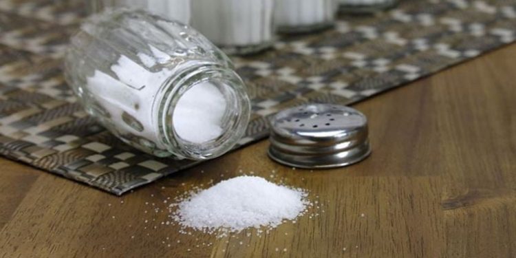 Aşırı tuz tüketimi böbrek hasarına yol açabiliyor