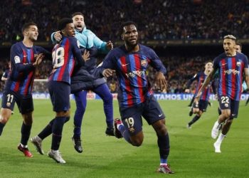 Barcelona El Clasico’da Real Madrid’i devirdi