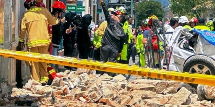 Ekvador’da 6,7 büyüklüğündeki depremde 14 kişi öldü