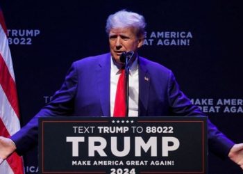 Eski ABD Başkanı Donald Trump, Facebook’a geri döndü