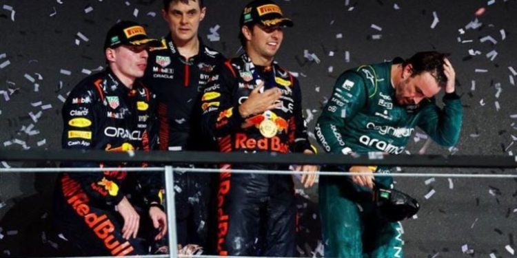 F1’de İspanyol pilot Fernando Alonso’ya kaybettiği sıra geri verildi