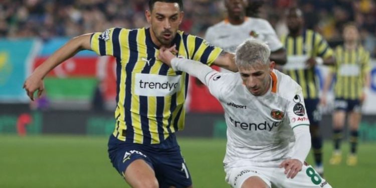 Fenerbahçeli futbolcu İrfan Can Kahveci eleştirilerine menajerinden yanıt