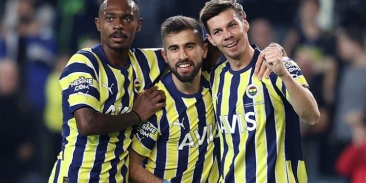 Fenerbahçeli futbolcu Miha Zajc’a yeni sözleşme: Maaşı belli oldu