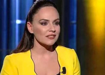 Kılıçdaroğlu’nun sözlerine ‘gülerek’ karşılık veren Buket Aydın altılı masa liderlerine seslendi: ‘Bilinmezlik silsilesi…’