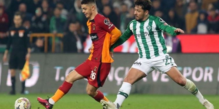 Konyasporlu Ahmet Oğuz Galatasaraylı Leo Dubois’dan özür diledi