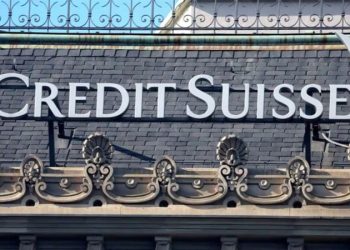 Krizdeki bankacılık devi Credit Suisse, UBS tarafından satın alınarak kurtarıldı