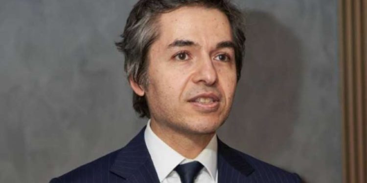 Londra Büyükelçiliği’ne atanan Osman Koray Ertaş, Londra’da yaşayan Türklerle buluştu