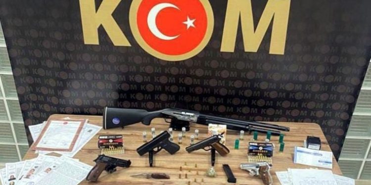 Manisa’da suç örgütüne operasyon: 6 tutuklama