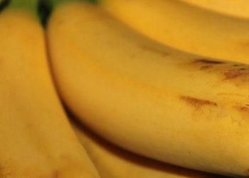 Muz kabuğunun bilinmeyen etkisi.. Kaynatıp 1 fincan içmek yeterli