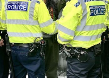 Rapor: Londra polisi ‘ırkçı ve kadın düşmanı’