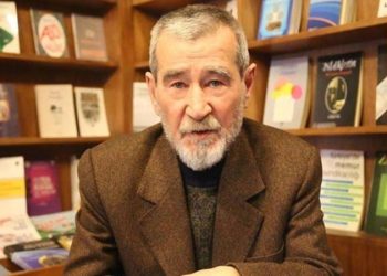 Şair Ahmet Telli hakkında açılan dava ertelendi: Savcı cezalandırılmasını istedi