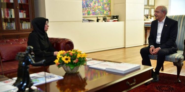 Sinan Ateş’in eşi Ayşe Ateş’ten Kılıçdaroğlu’na ziyaret: Hesabını beraber soracağız