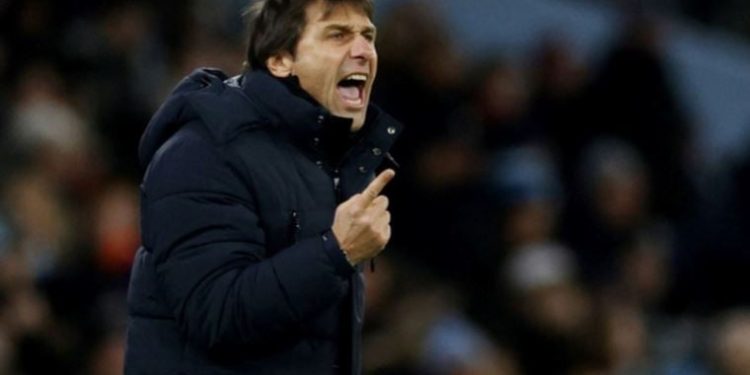 Tottenham, Conte’yle yol ayrımında