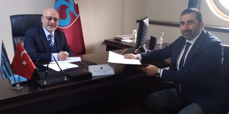 Trabzonspor’da başkan adayı Ertuğrul Doğan’ın listesi Divan Kurulu’na teslim edildi