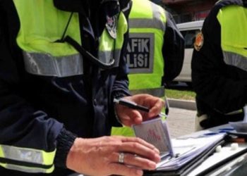 Trafik cezalarına yapılandırma geliyor: Son tarih açıklandı!