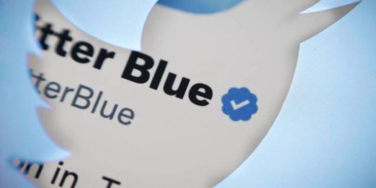 Twitter için beklenen ‘doğrulama süreci’ Blue için test ediliyor