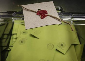 Üniversitelilerin nasıl oy kullanacağı hâlâ belirsiz: Eğitimde seçim hamlesi mi?