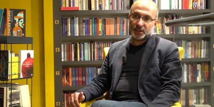 Yazar Yavuz Ekinci’nin ‘Rüyası Bölünenler’ romanı için toplatma kararı