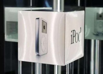 399 dolarlık eski iPod 29 bin dolara satıldı