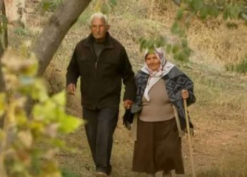 5 yıl önce TV programına konuk olmuşlardı: Belediye başkanının kayınpederi, eşini av tüfeği ile öldürüp intihar etti