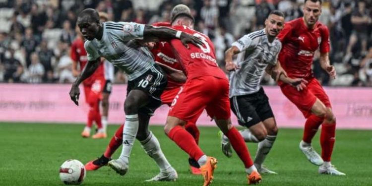 Beşiktaş kendi evinde kayıp: Beşiktaş 1-1 Pendikspor
