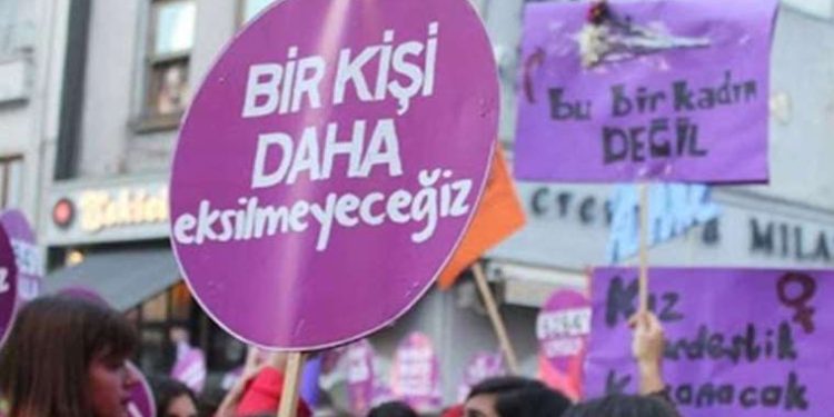 TKDF raporu: Kadınlar en çok yakınlarındaki erkekler tarafından şiddete uğruyor!