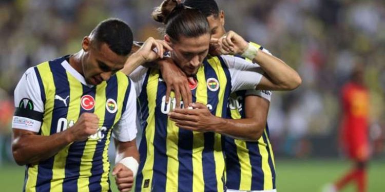 Spor yazarları Fenerbahçe – Nordsjaelland maçını değerlendirdi: ’47’de maçı bitirdi’