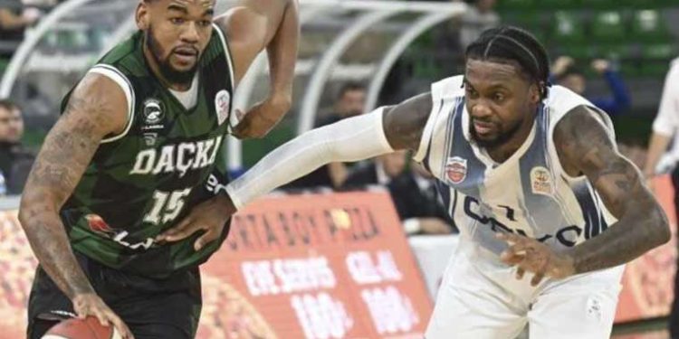 Darüşşafaka geri dönmesini bildi!