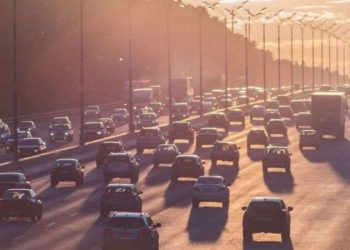Google, yapay zeka ile trafik ışıklarının bekleme süresini kısaltmak istiyor