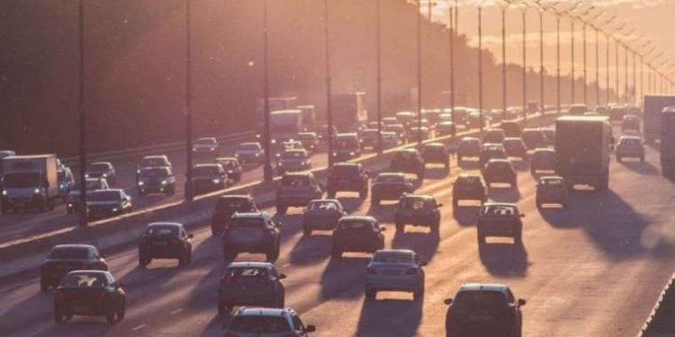 Google, yapay zeka ile trafik ışıklarının bekleme süresini kısaltmak istiyor