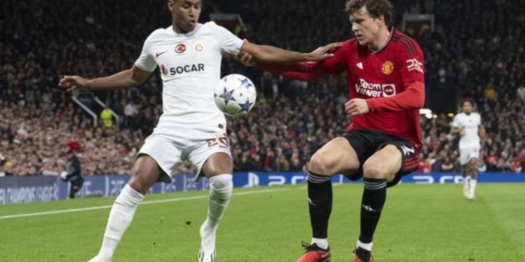 Havaalanında sıkıntı yaşanmıştı: Manchester’dan Galatasaray’a cevap!