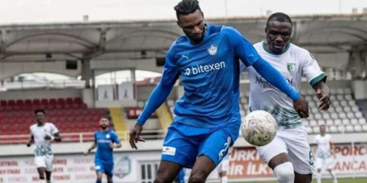 Tuzlaspor’dan flaş paylaşım! ‘Vize verilmediği için rehin kalmıştır’