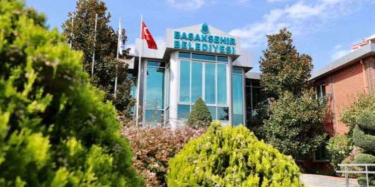 Başakşehir Belediyesi yandaşa dağıtıyor: 221 milyonluk ihale AKP’li isme gitti