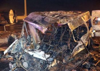 Gaziantep’te freni boşalan tanker minibüs ve 2 iş makinesine çarptı: 3 ölü, 11 yaralı!