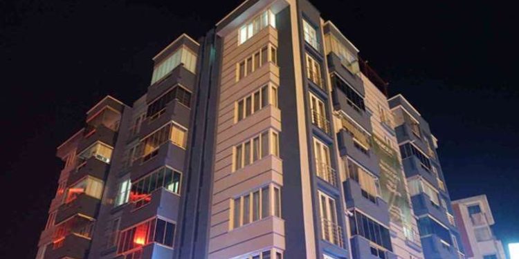 Gerekçe: Aidat… Apartman toplantısında silah ve bıçaklar konuştu: 4 kişi yaralandı